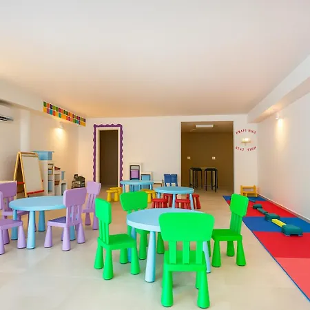 Arena Castillo - New Opening Sum 25! Hotel