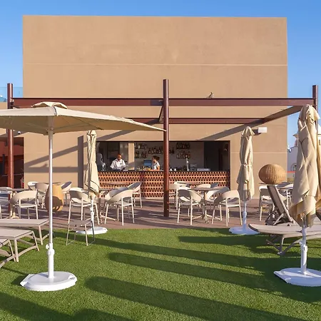 Arena Castillo Hotel 4*